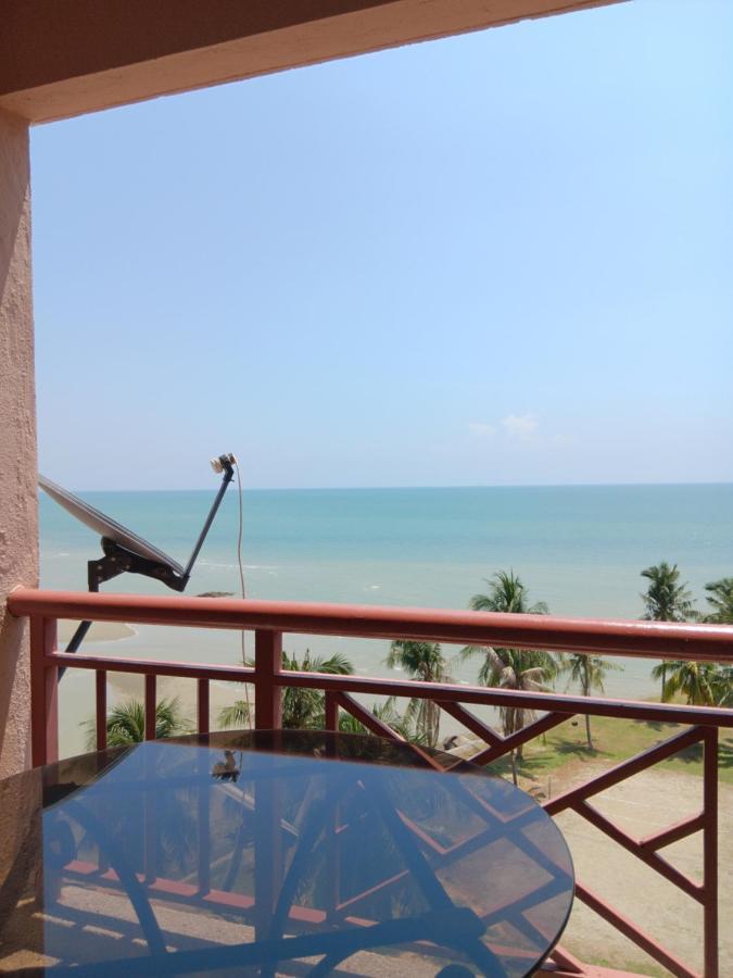 Ferienwohnung Adelia Beach View Paradise Lagoon Port Dickson Exterior foto